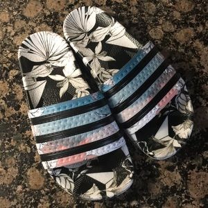 NWOT Adidas slides